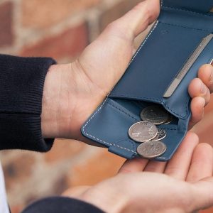 5 Reasons To Invest In Slim Wallets This Year