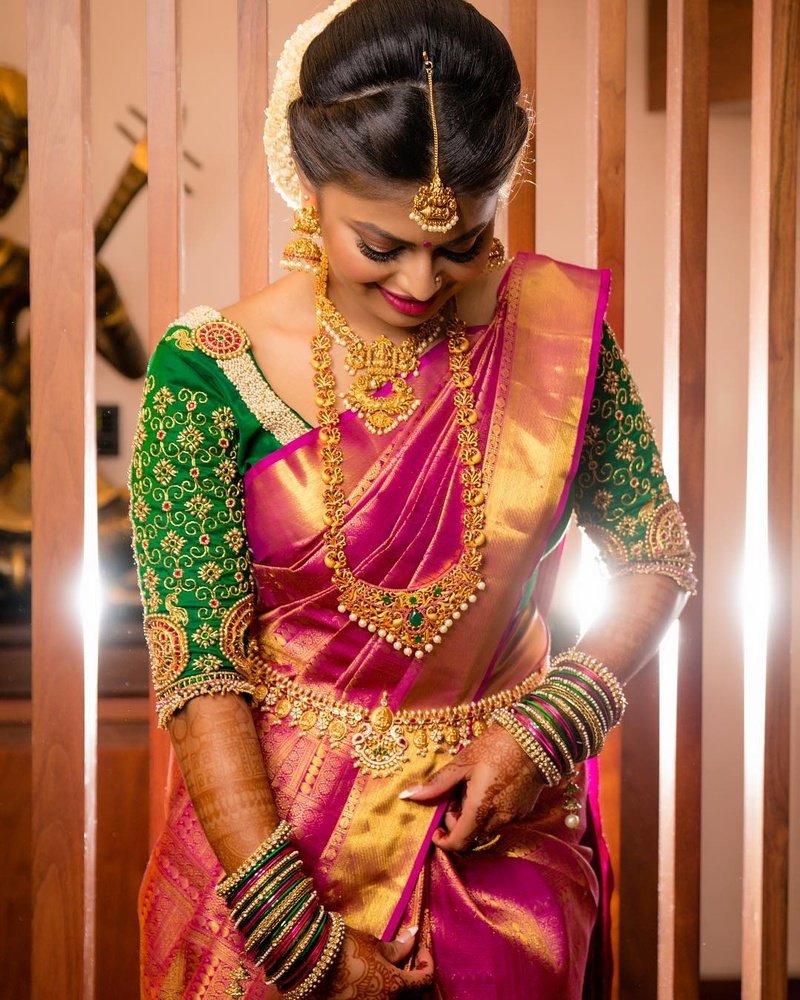 Indian Bridal Wear Saree | Buy Bridal Wedding Sarees | Frontier Raas